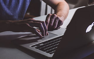 1亿镑标王3000万甩卖？曼城8400万镑豪赌锋线，热刺成接盘大冤种